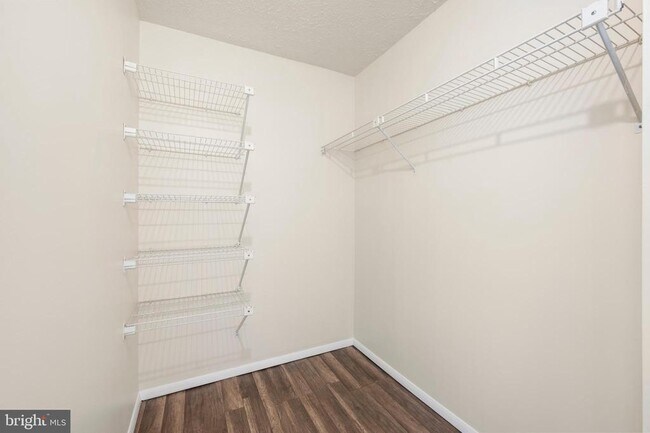 Building Photo - 26008 Brigadier Pl