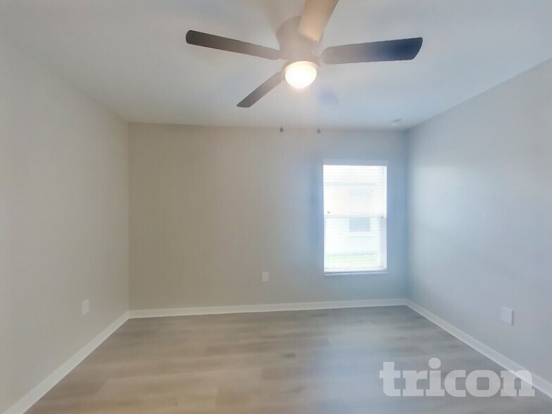 Building Photo - 6046 Eagle Pointe Dr