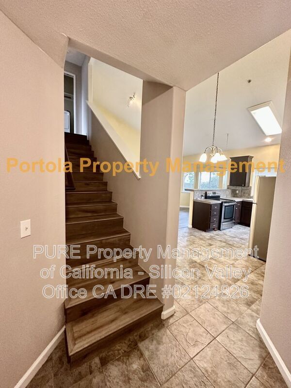 Building Photo - 126 Hunolt St