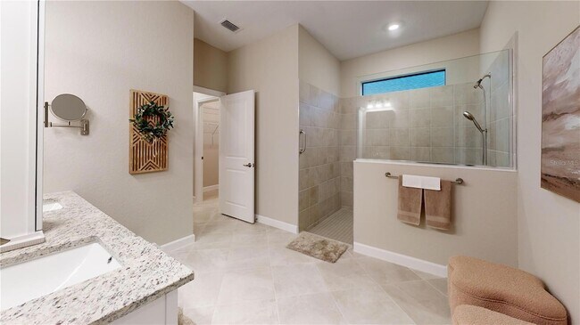 Building Photo - 1464 Saddlewood Cir