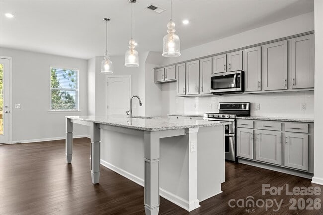 Building Photo - 6985 Waterstone Dr