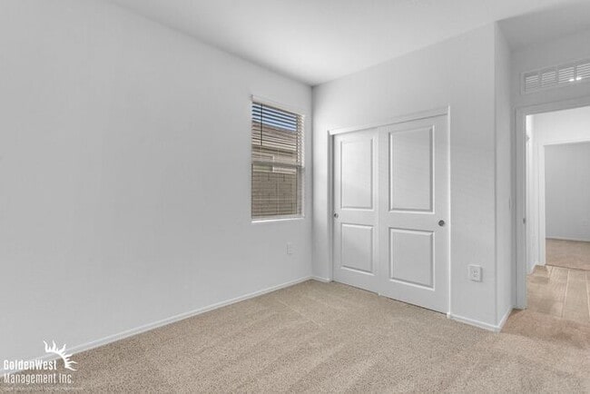 Building Photo - Beautiful 3Bdm 2Ba Home with Modern Updates in Coolidge- Move In Special!