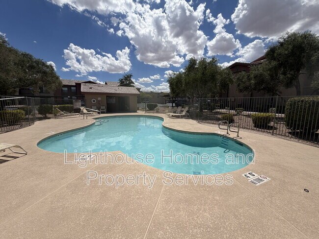 Building Photo - 8000 W Badura Ave