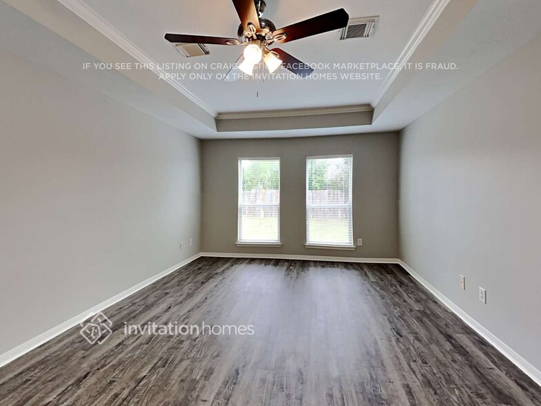 Building Photo - 3601 Pine Valley Dr
