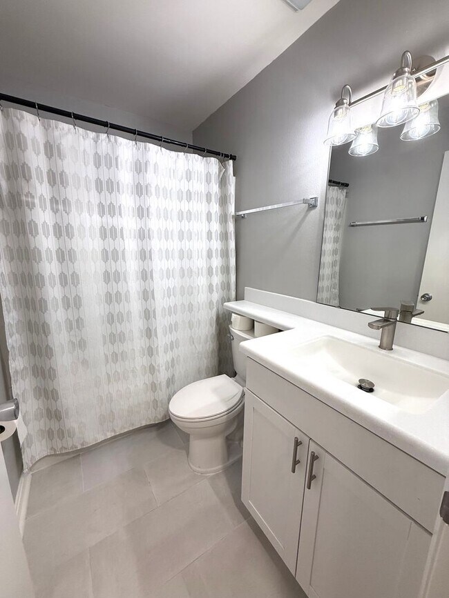 Building Photo - 7294 Cloister Dr