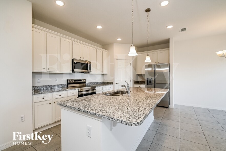 Building Photo - 217 Windsor Reserve Dr