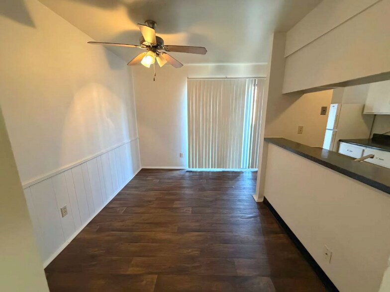 Building Photo - 3582 Pershall Rd