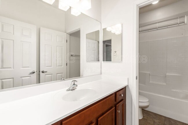 Building Photo - 35082 N Laredo Dr