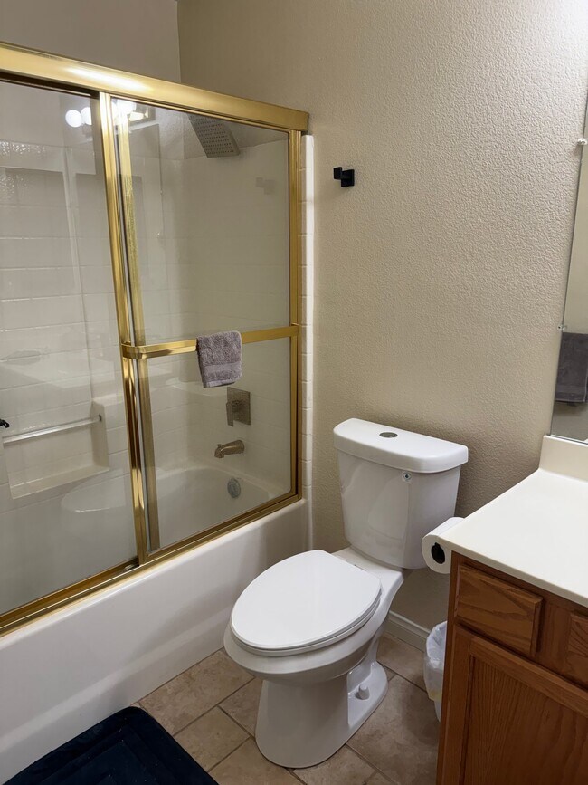 Building Photo - 73951 White Sands Dr
