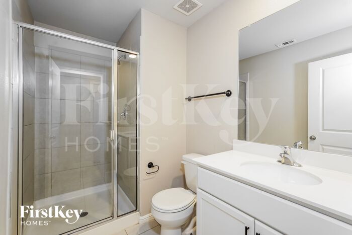 Building Photo - 400 Bronze Forest Dr
