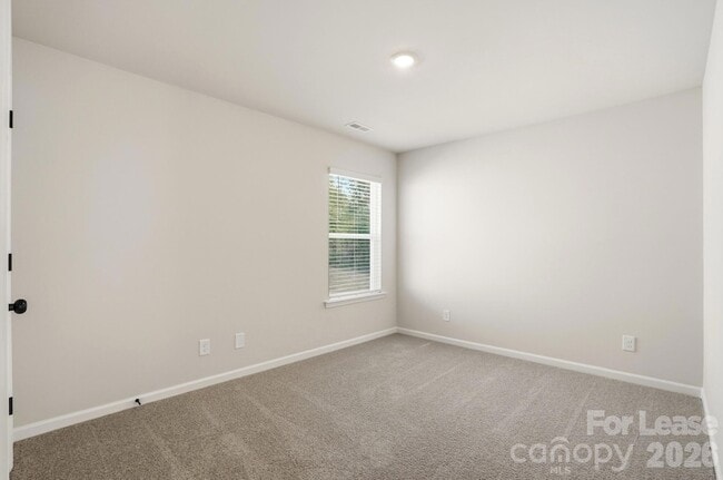 Building Photo - 3031 Breslin St