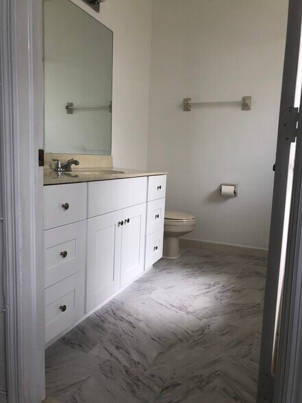 Building Photo - 8894 NW 168th St