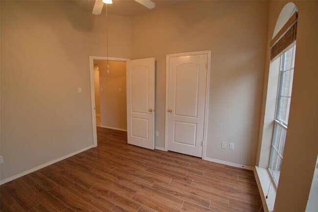 Building Photo - 13524 William Kennedy Dr
