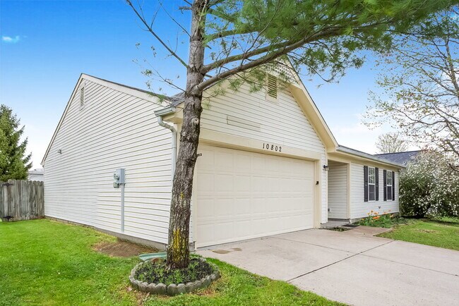 Building Photo - 10802 Sedgegrass Dr