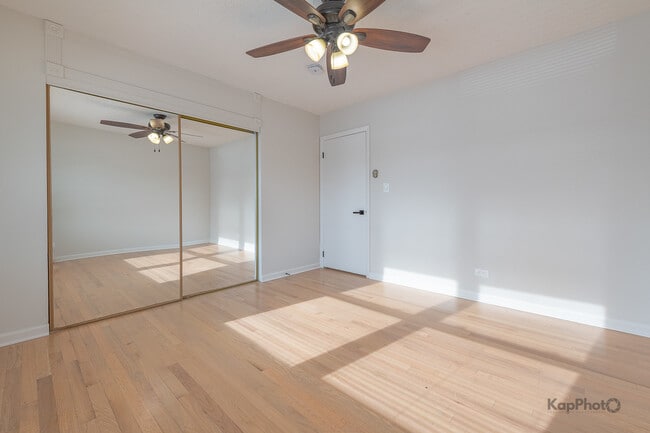 Building Photo - 8170 Northway Dr