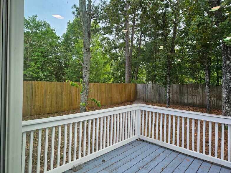 Building Photo - 182 Forestview Cir