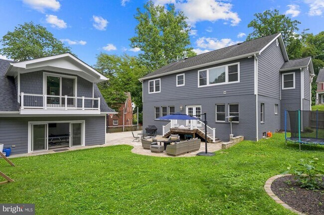 Building Photo - 6005 Selvyn Rd