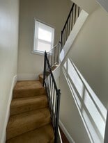 Building Photo - 220 Ryers Ave