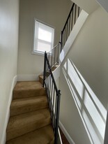 Building Photo - 220 Ryers Ave