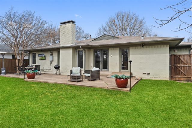 Building Photo - 7418 Fenton Dr