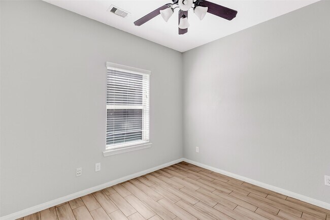 Building Photo - 9934 Dragonfly Meadow Ct