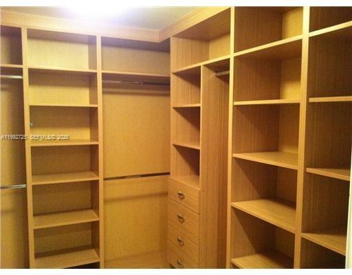 Building Photo - 1100 Biscayne Blvd