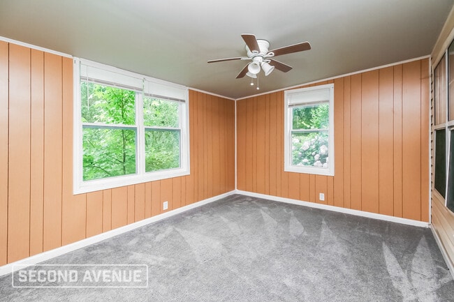 Building Photo - 1710 Riverchase Cir NE