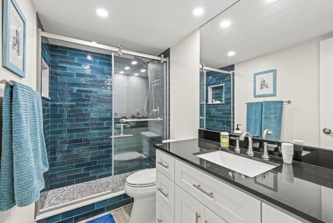 Building Photo - 750 Egret Cir
