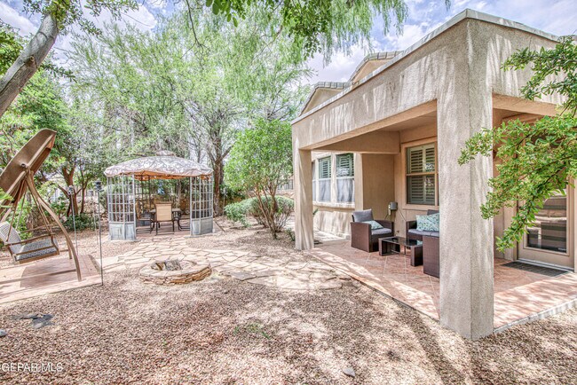 Building Photo - 12217 Sitting Bull Dr