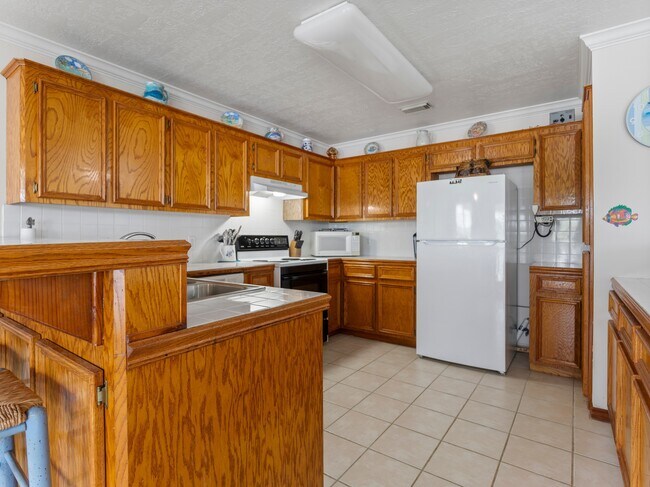 Building Photo - 779 Cr 257