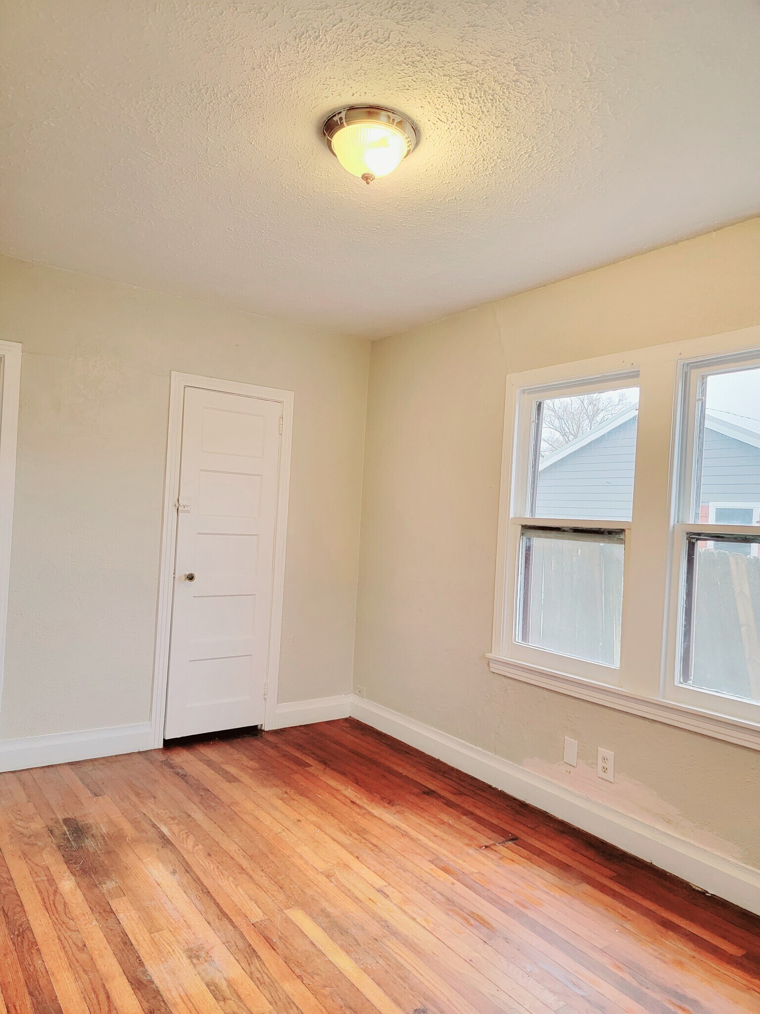 Bedroom - 813 28th St