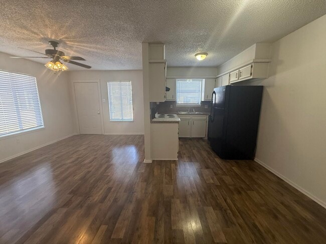 Building Photo - 2317 15th St