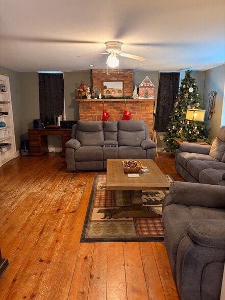 living room - 2644 E Sherman Hollow Rd