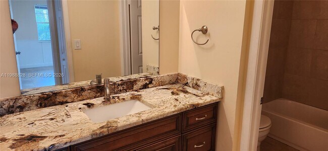 Building Photo - 2810 Riverside Dr