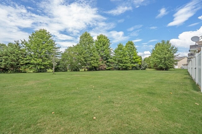 Building Photo - 2128 Victory Gallop Ln