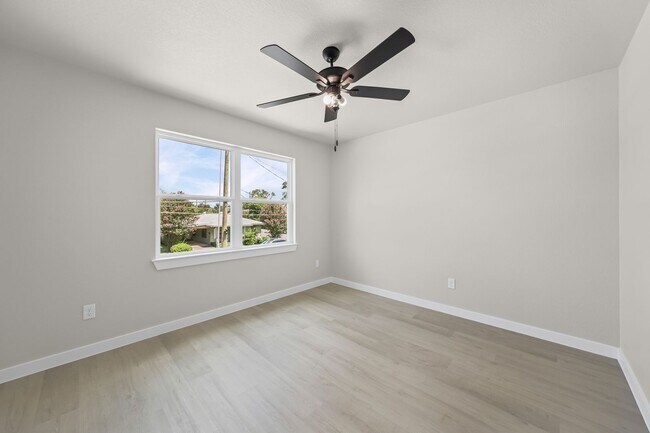Building Photo - Brand New, Modern, and Ready for You in Temple, TX!