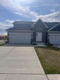 Building Photo - 3123 W 82nd Pl