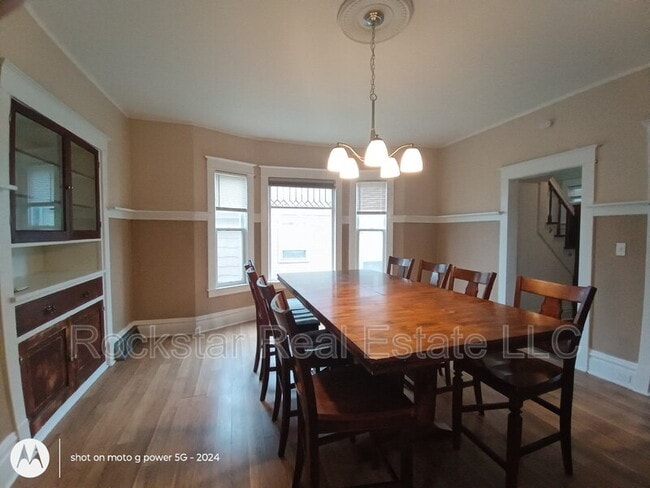 Building Photo - 519 E Ermina Ave