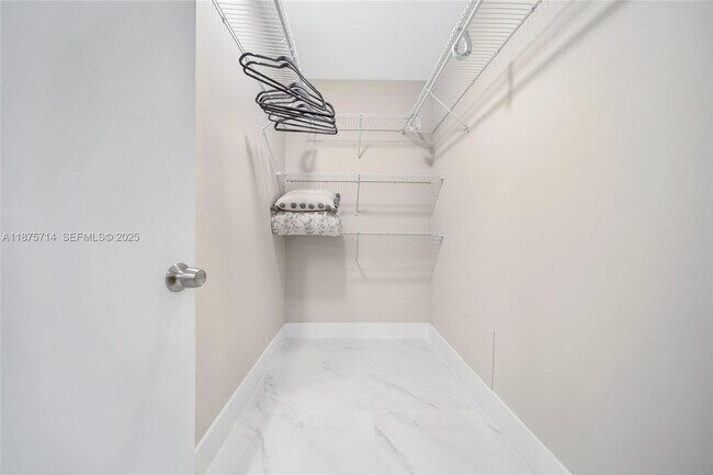 Building Photo - 241 Oceanic Ave