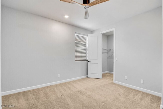 Building Photo - 318 Wind Poppy St