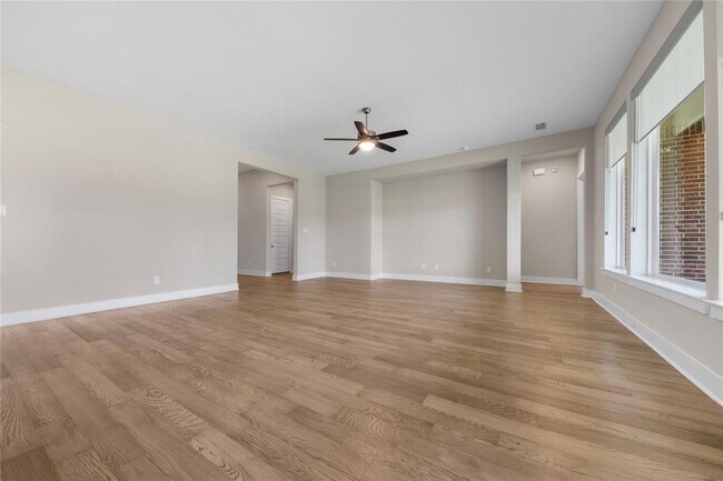 Building Photo - 24815 Pavonia Lake Ln