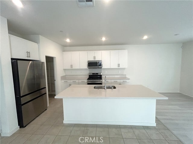 Building Photo - 15764 Caterpillar Dr
