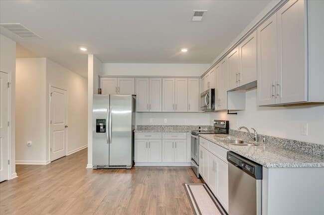 Building Photo - 5148 Captain Dr