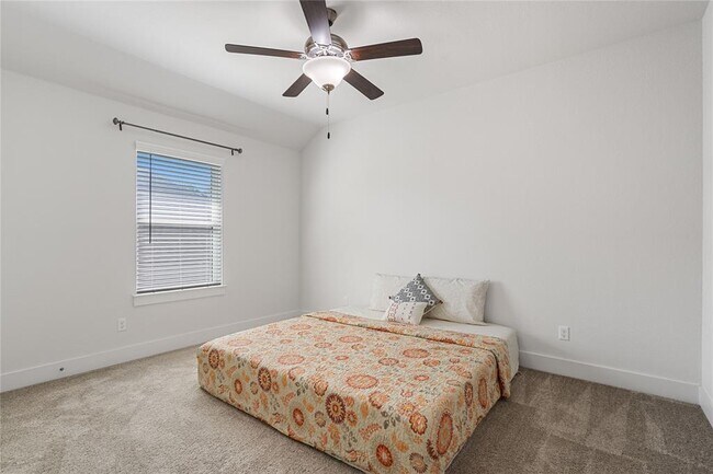 Building Photo - 2413 Choctaw Pl