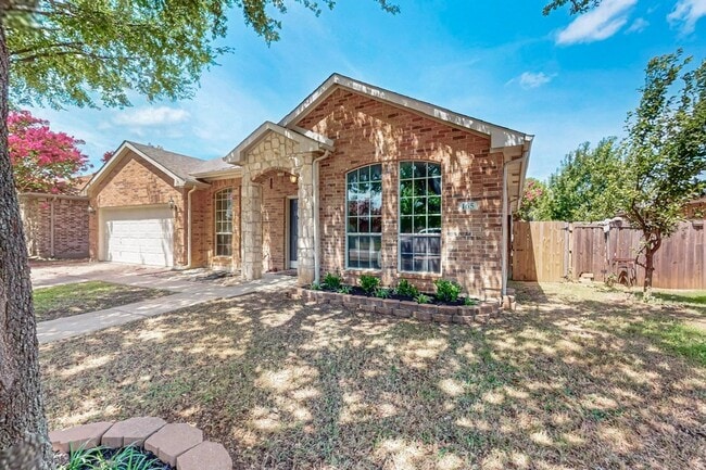 Building Photo - 165 Hirth Dr