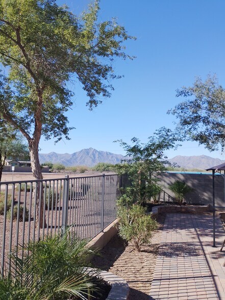 Building Photo - 7369 W Magdalena Ln