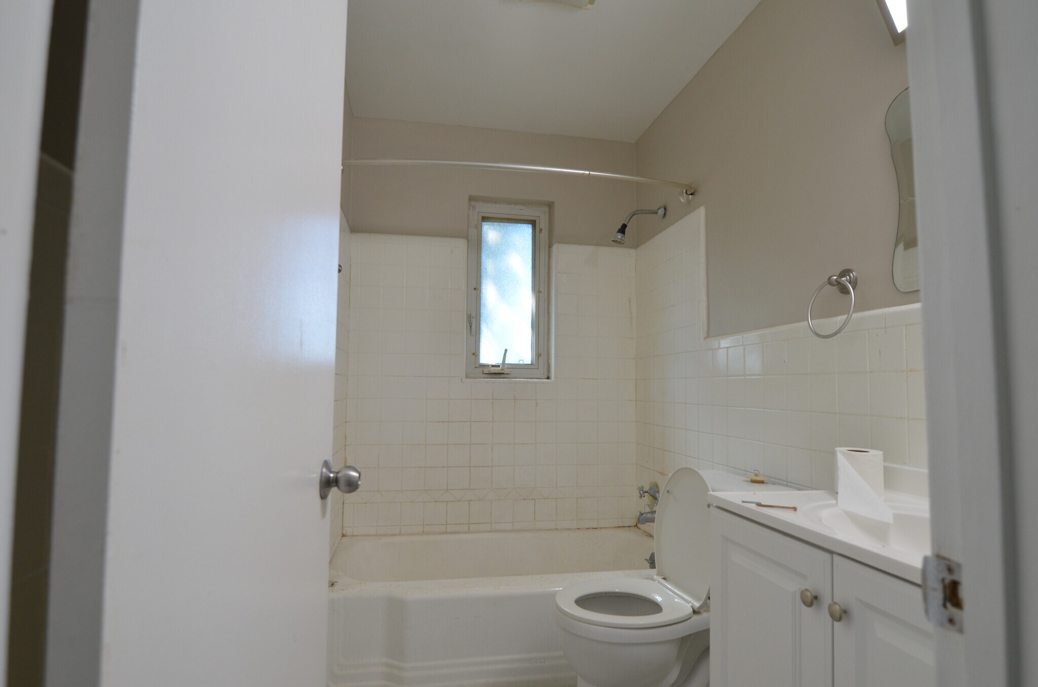 Building Photo - 3569 Locust Ln