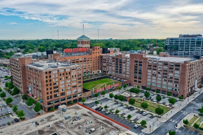 Building Photo - 640 Glen Iris Dr NE