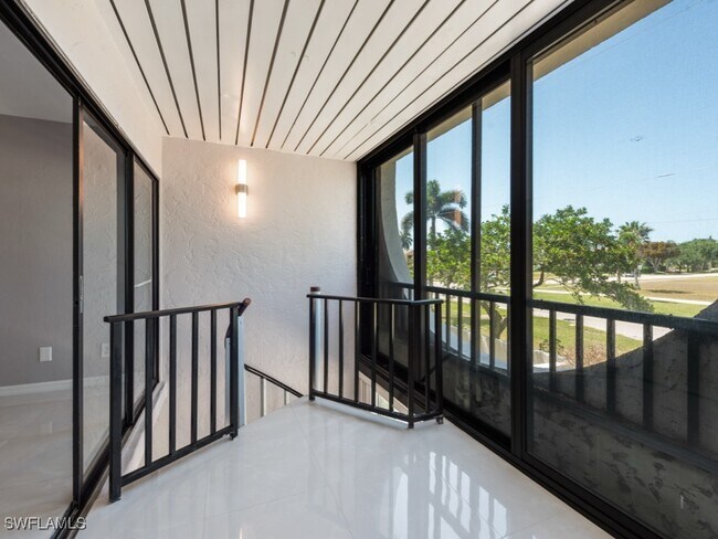 Building Photo - 1024 Anglers Cove