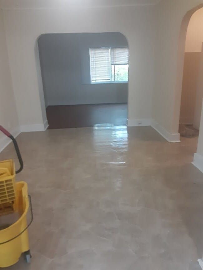 Building Photo - 3668 Burr St